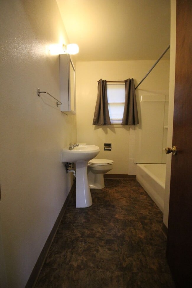 Photo - 3 Bedroom House in Laporte