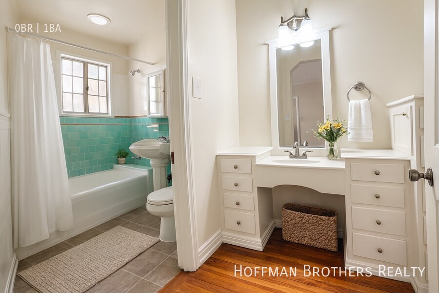 Photo - 450 S Kenmore Ave Unit 111