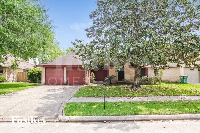 Building Photo - 1055 Margate Dr