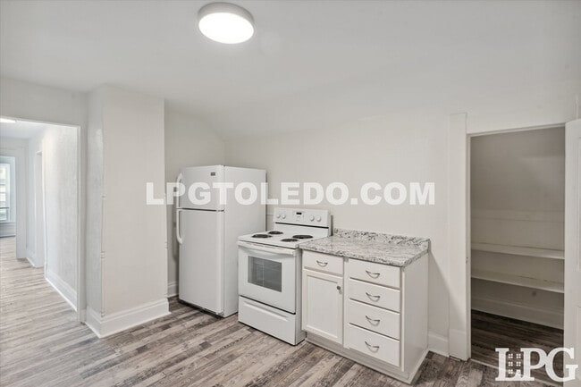 Photo - 4039 Vermaas Ave