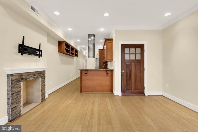 Photo - 1126 Columbia Rd NW