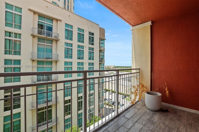 Building Photo - 7350 SW 89th St Unit 704S