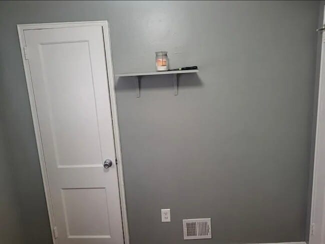 Photo - 8409 Navahoe Dr