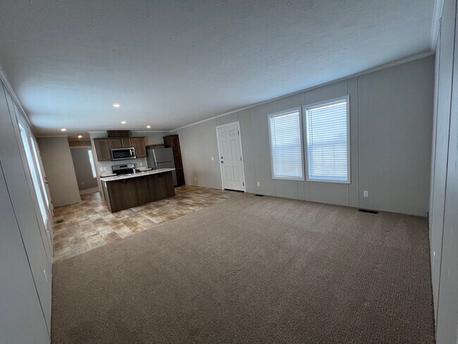 Photo - 15856 Marentette Dr