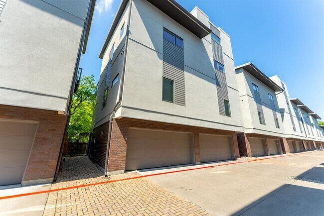 Photo - 1702 S Lamar Blvd Condo Unit 27