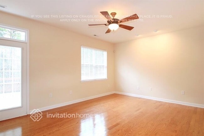 Photo - 5300 Glencove Ct