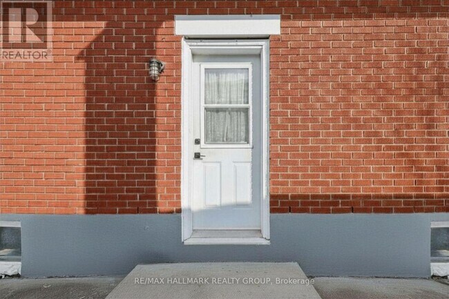 Photo - 1307 Vancouver Ave