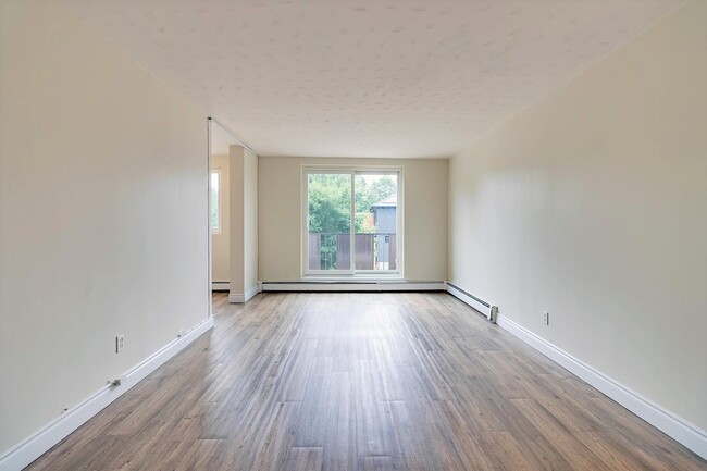 Photo - Sydenham Manor Apartments