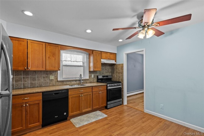 Photo - 538 W Hudson St