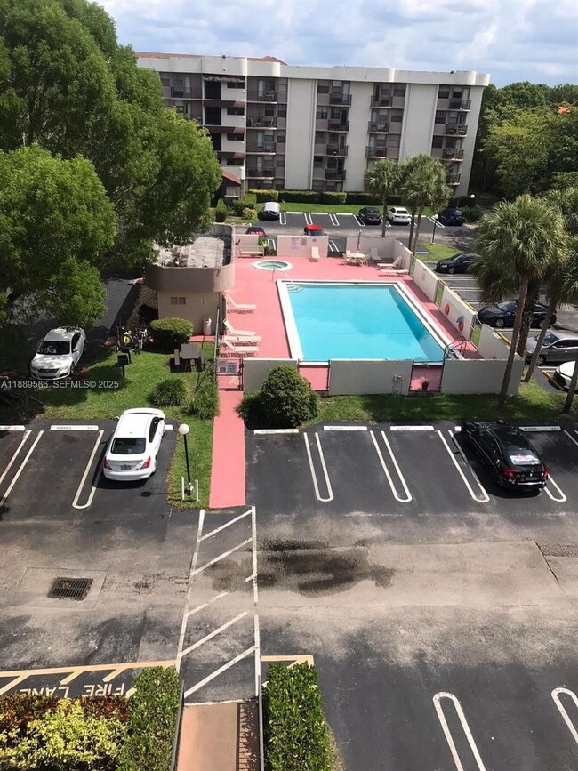 Photo - 2701 Riverside Dr Unidad 515-B