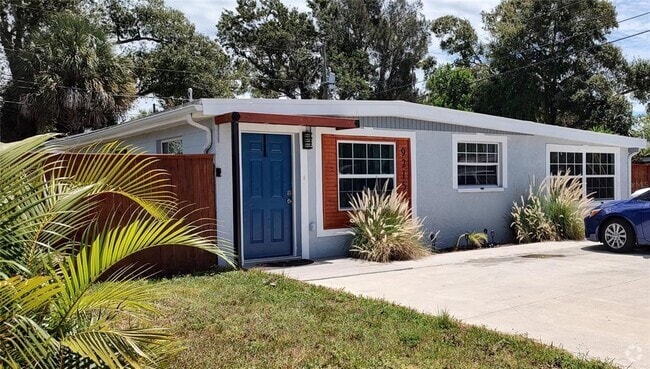 Building Photo - 9215 Starkey Rd Rental