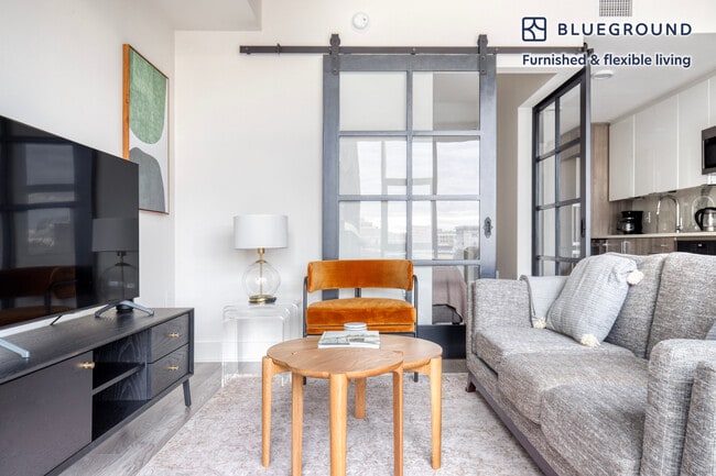 Photo - 2009 8th St NW Unit FL5-ID635