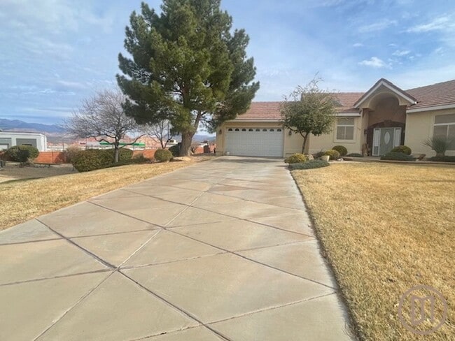 Photo - Painted Hills View Lot!
