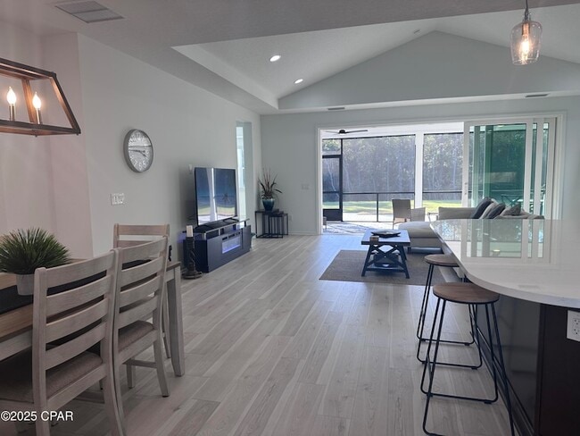 Photo - 9259 Paradise Dr