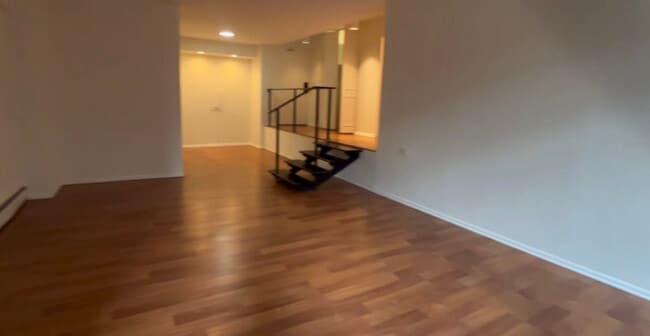 Building Photo - 816 N Dearborn St