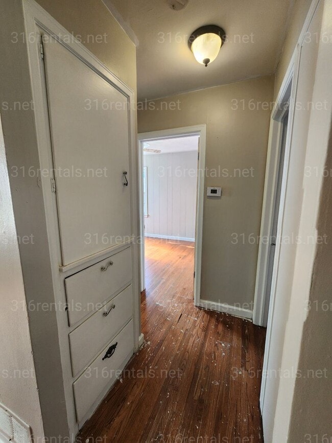 Photo - 1348 N Crestway Ave