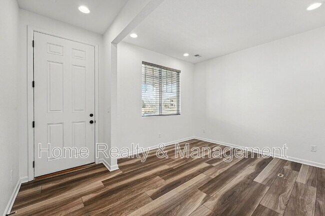 Photo - 9364 E 105th Ave