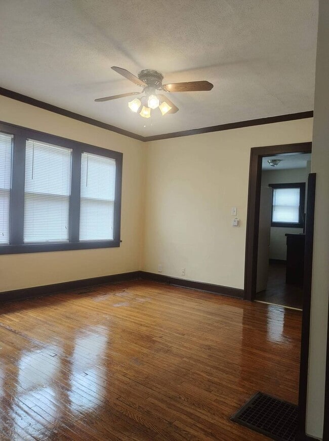 Photo - Home for Rent Northwest Rockford