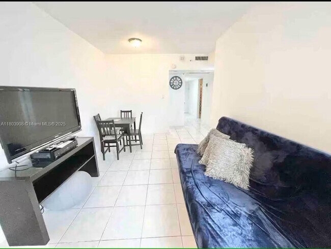 Photo - 100 Lincoln Rd Unidad 1216 Rental