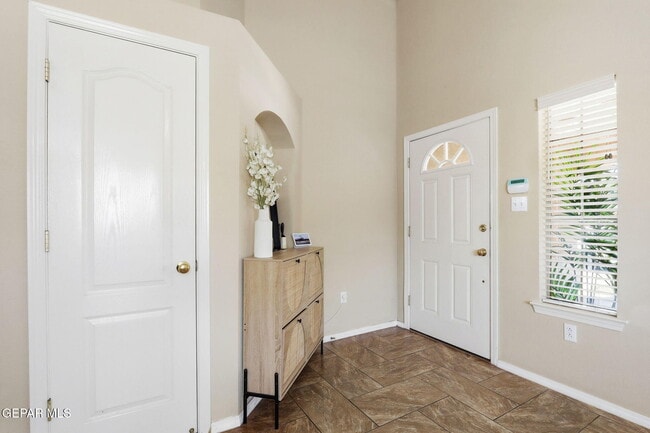 Photo - 14244 Smokey Point Dr