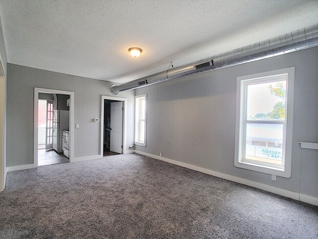 702-704-704 18th Ave Unidad 702 - Apt 1