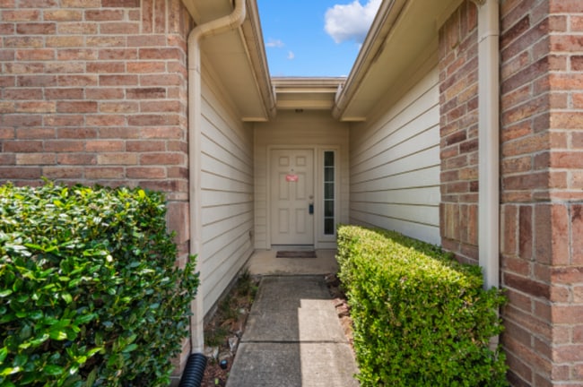 Photo - 25211 Bluma Ranch Dr