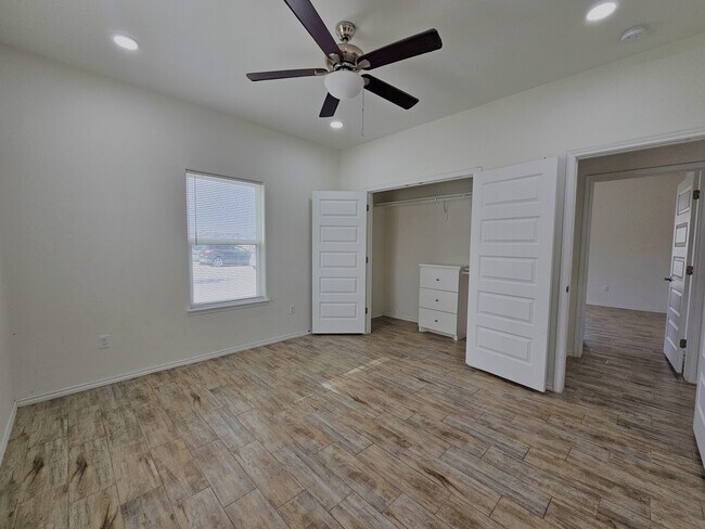 Photo - 1809 Atrium Place Dr