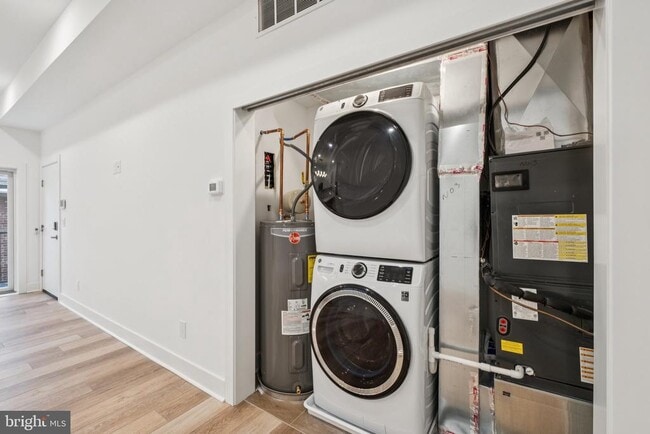 Photo - 5034 Florence Ave Unidad 4