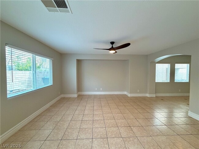 Photo - 299 Dogleg Dr