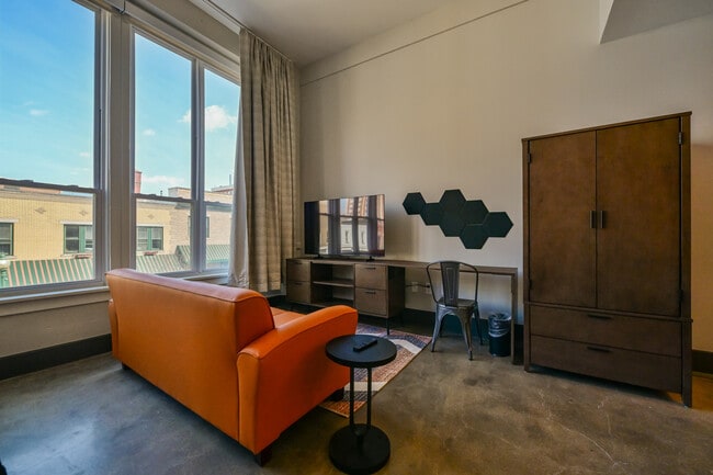 Living Area - The Lostro