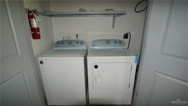 Photo - 11 Ozark Ave Unidad 1