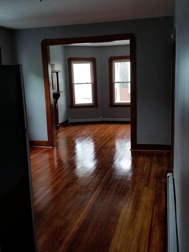 Photo - 662 State St Unit 2