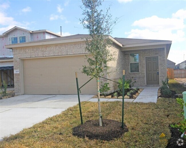 Building Photo - 4415 Iron Horse Dr Rental