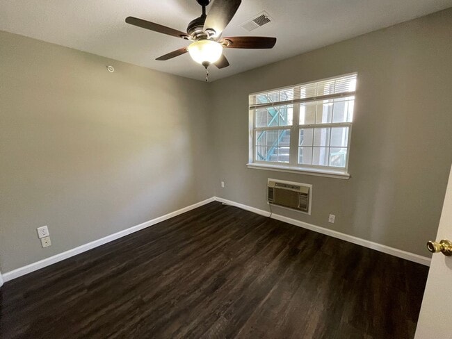 Photo - 2 bedroom 2 bath Apartment for Rent in Branson, Missouri - Walk IN Unit 201