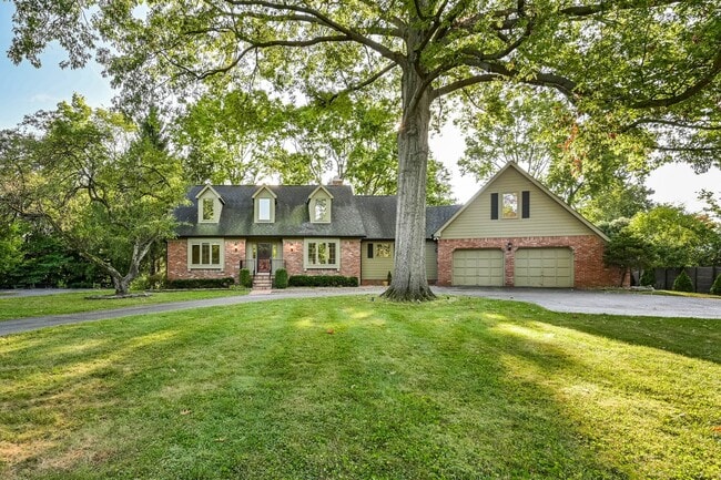 Building Photo - 615 Mulberry St