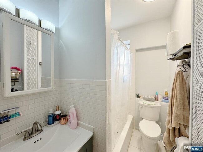 Photo - 101 73rd St Unit 32