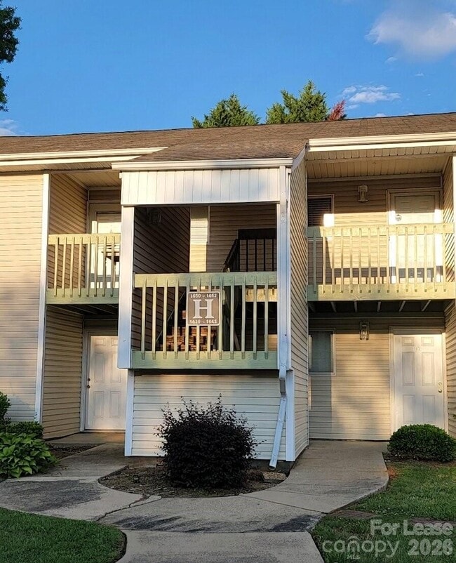 Photo - 1652 Eagles Pl Unit H203