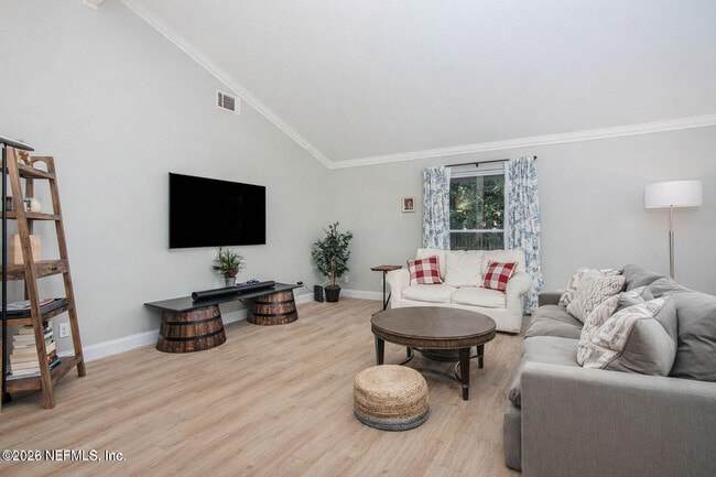 Photo - 10123 Leisure Ln N