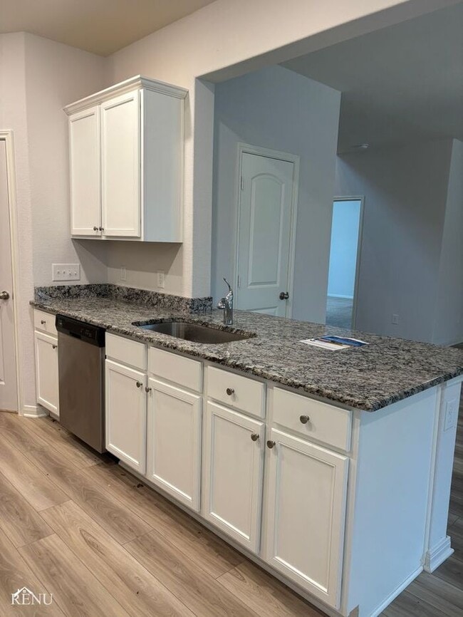 Photo - 10494 Sweetwater Creek Dr