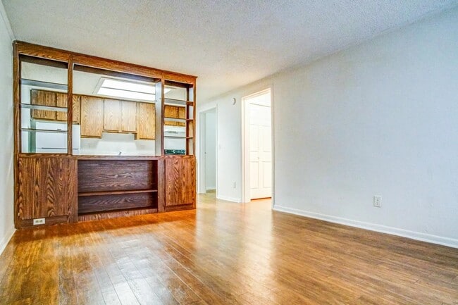 Photo - Curiosity Creek Apartments