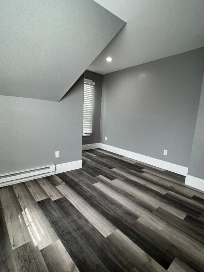 Photo - 1615 10th Ave Unit 1615 -  10