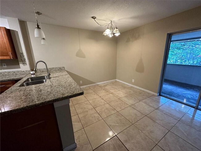 Photo - 5614 Blueberry Ct