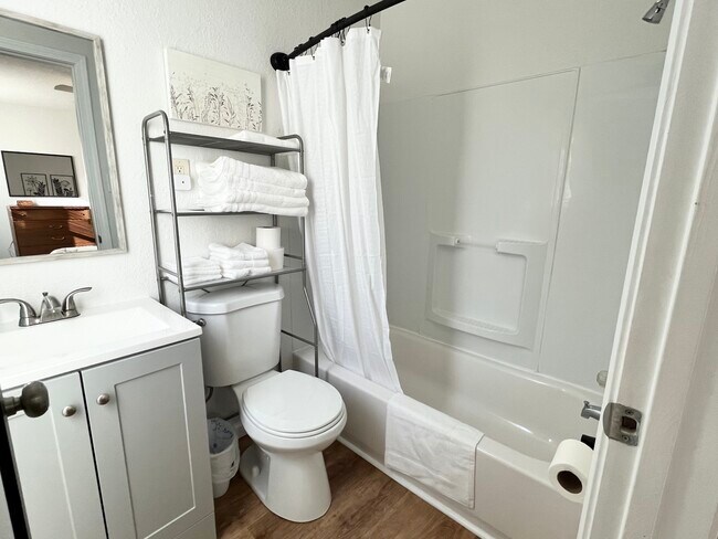 Photo - Rocky Court Unit 7