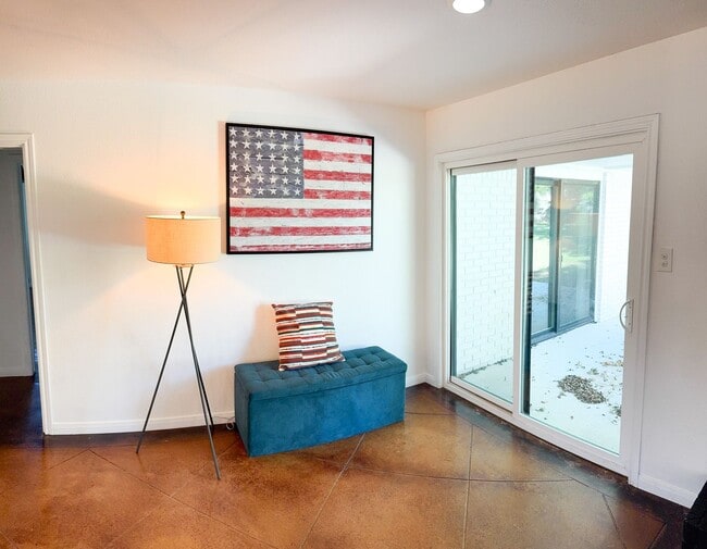 Photo - 2302 Brooklawn Dr