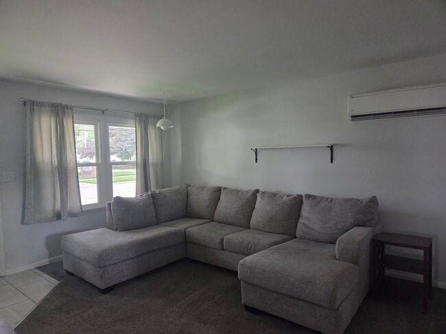 Photo - 426 Fisk Ave