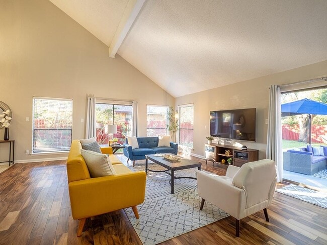 Building Photo - 11618 Sherwood Forest