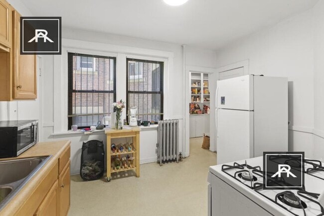 Photo - 3 bedroom in Brighton MA 02135 Unit 2