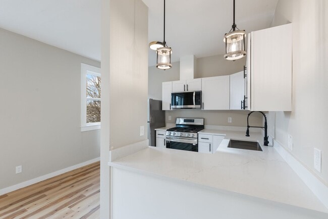 Photo - Fully Renovated Studio In Historic Avalon ... Unit #11