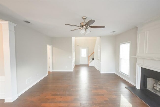 Photo - 4113 Glenaire Way NW