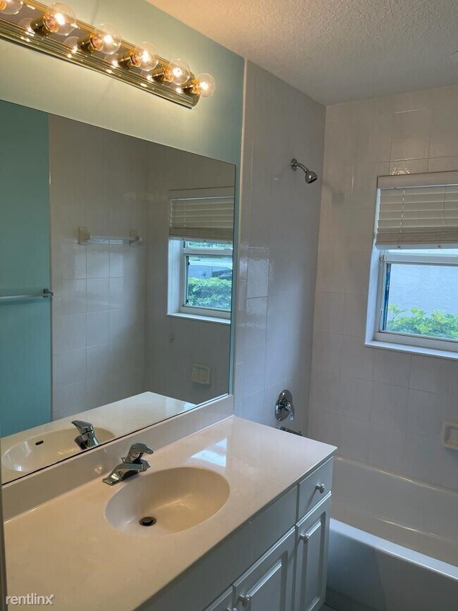 Photo - 3 br, 2 bath House - 4178 Bluff Harbor Way